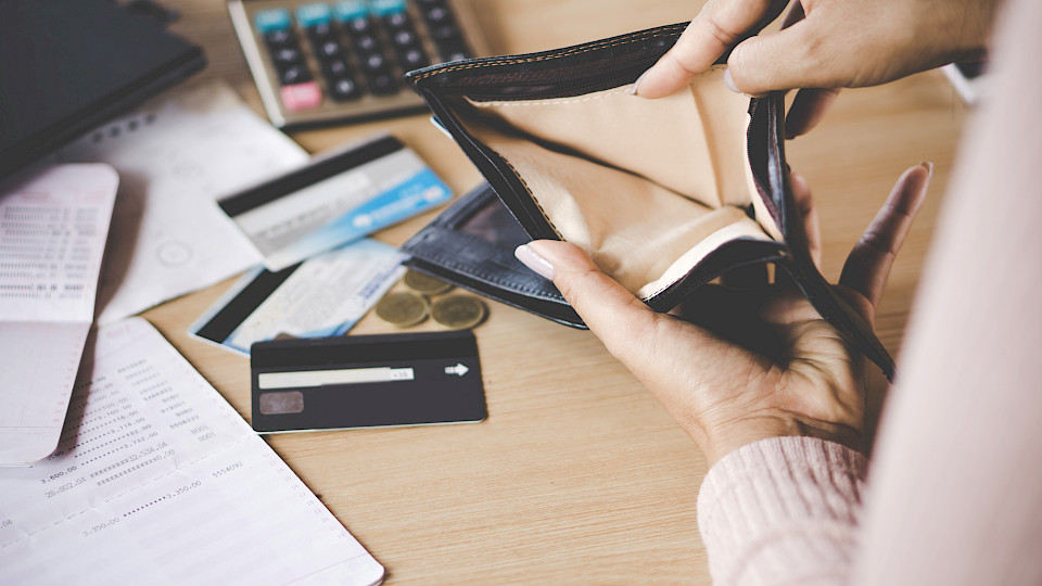 Der Kampf gegen die Inflation hat auch für den Währungsfonds erste Priorität. (Bild: Shutterstock.com/Doucefleur)