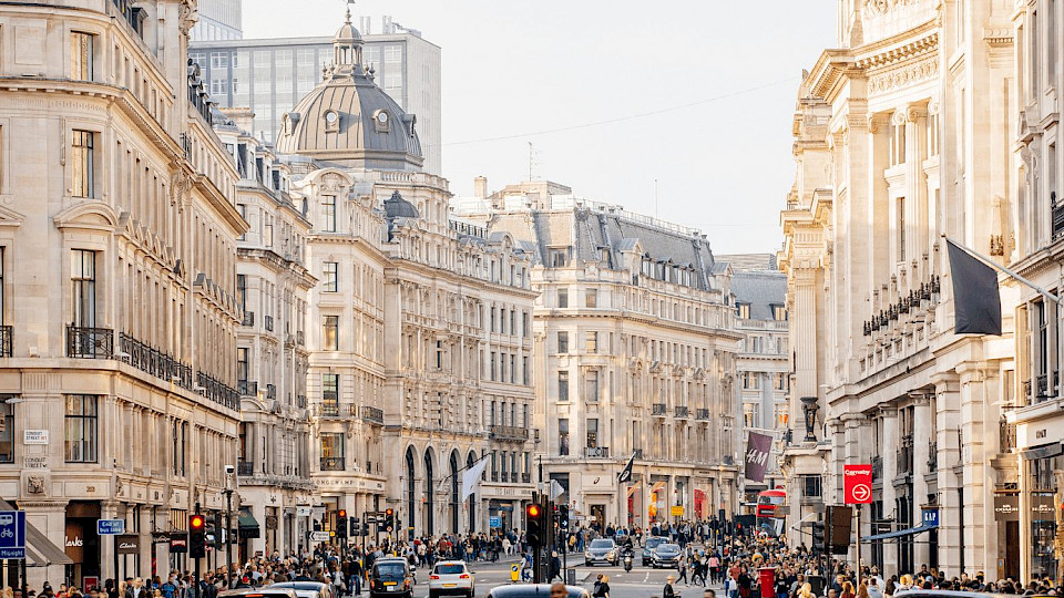 Unternehmensanleihen preisen eher einen Abschwung als eine Rezession ein. Das Leben bleibt hektisch. (Bild: M&G)