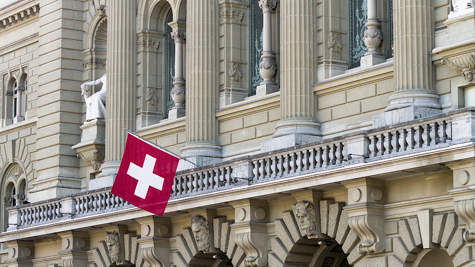 Die Schweizerische Eidgenossenschaft begibt erstmals einen Green Bond (Bild: istockphoto.com / ZKB).