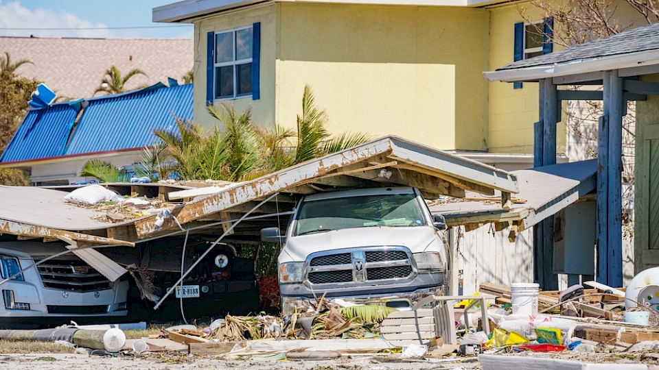 In Fort Myers zerstörte Hurricane Ian Häuser und Infrastruktur (Bild Shutterstock/Felix Mizioznikov)
