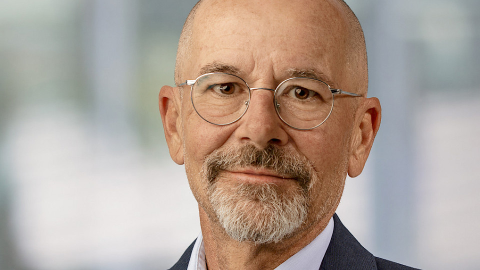 Stefan Waldvogel, Chefredaktor von investrends.ch