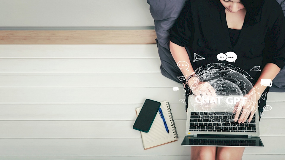 Open AI will den Erfolg seines Chatbots zu Geld machen. (Bild Shutterstock/Mizkit)