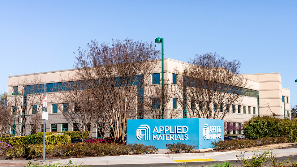 Hauptsitz von Applied Materials. Die Aktie hat laut FlowBank vielversprechende Aussichten. (Bild Shutterstock/Sundry Photography)