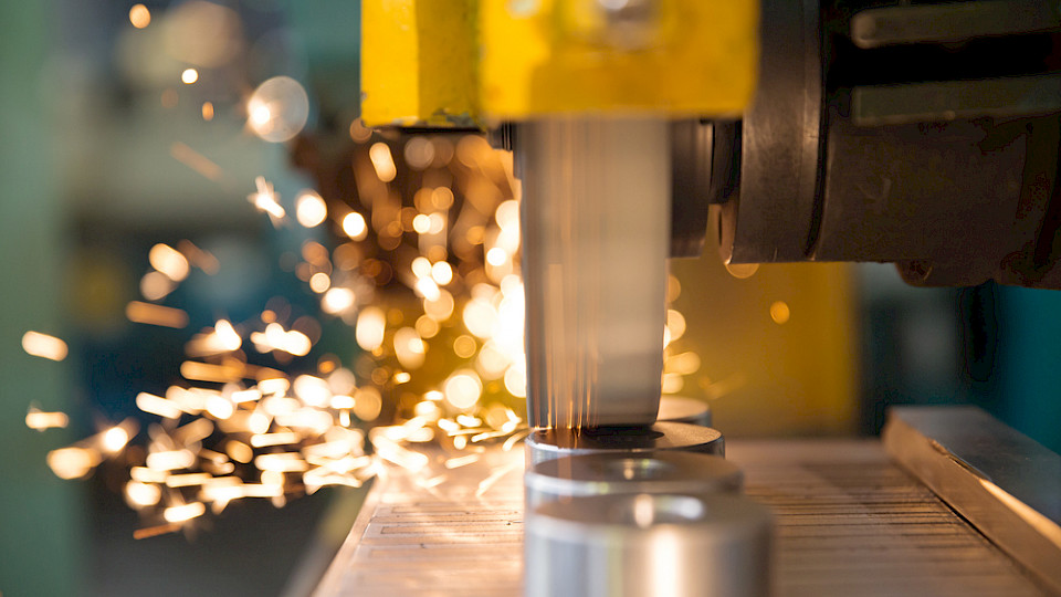 Allein im Oktober hatten die Schweizer Industrieunternehmen die Umsätze um 12,2 Prozent erhöht. (Bild Shutterstock/Vadim Ratnikov)