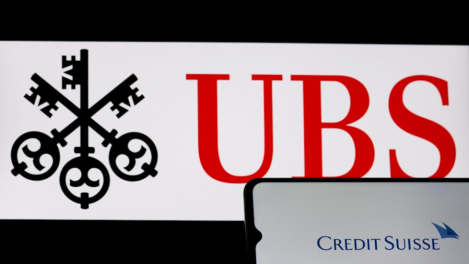 Die UBS hat gemäss Medienberichten der CS ein Kaufangebot gemacht. (Foto Below the Sky/Shutterstock)