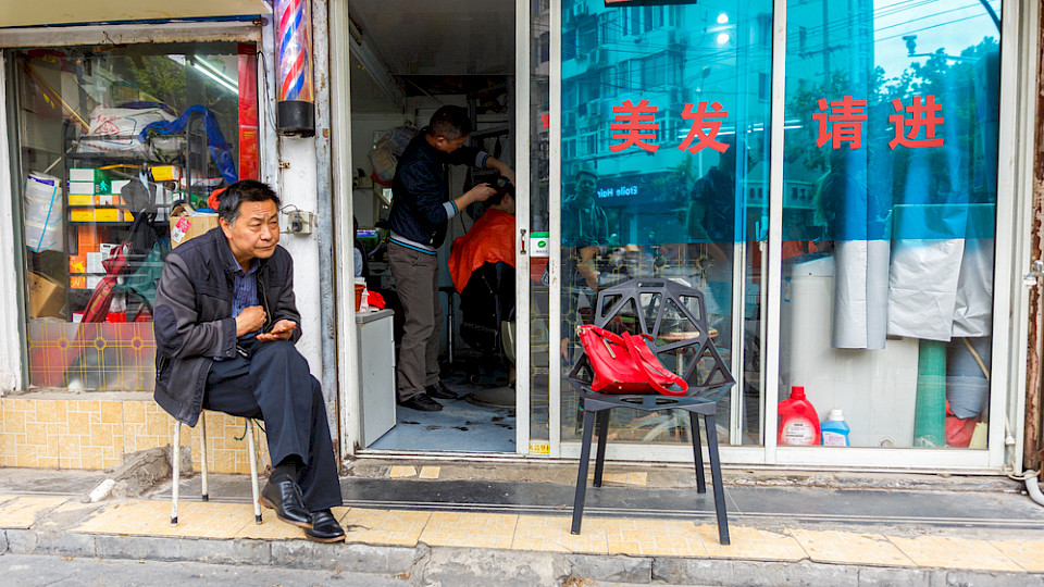 Dienstleistungen helfen dem chinesischen Aufschwung nach Covid. (Bild Shutterstock/Bystrov)