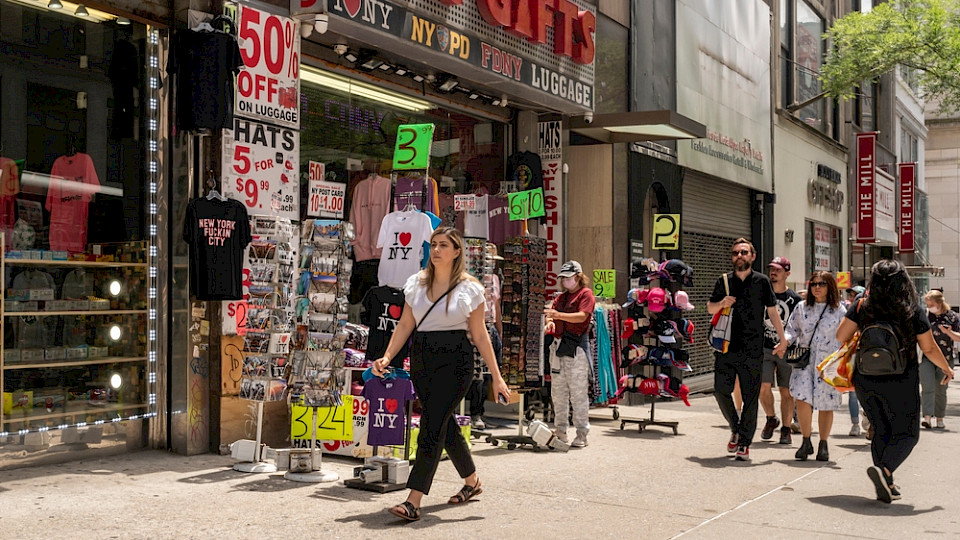 In den Vereinigten Staaten ist die Inflationsrate nun zehn Monate in Folge gesunken. (Bild Shutterstock/rblfmr)