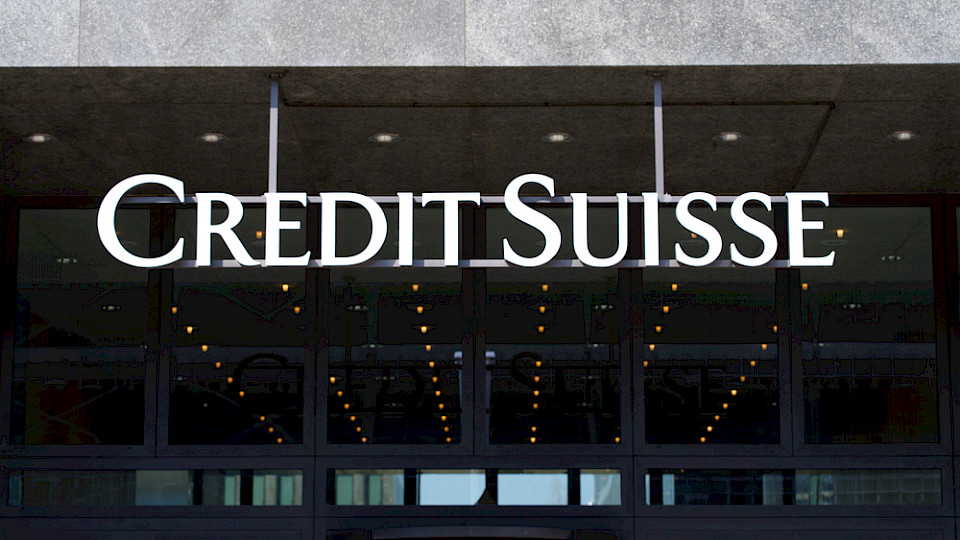 Der Abschreiber der CS-Anleihen erschütterte den Markt der AT1-Anleihen. Nun folgt bald der nächste Test. (Bild Shutterstock/Michael Derrer Fuchs)