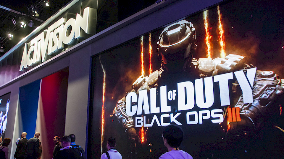 Microsoft möchte den Game-Giganten Activision Blizzard kaufen, die Kartellbehörden in den USA wehren sich. (Bild Shutterstock/Lauren Elisabeth)