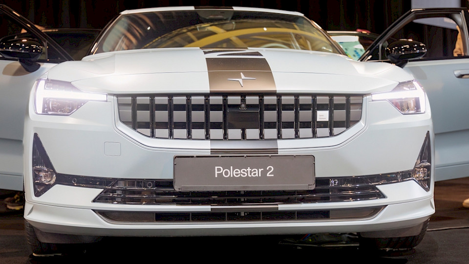 Die Polestar 2 bringen beispielsweise 408 PS aus der Batterie. (Bild Shutterstock/Werner Rebel)