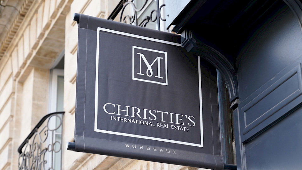 Dank den höheren Sachwerten wie Immobilien stieg das Nettovermögen laut Weltvermögensreport. (Bild Shutterstock/sylv1rob1)