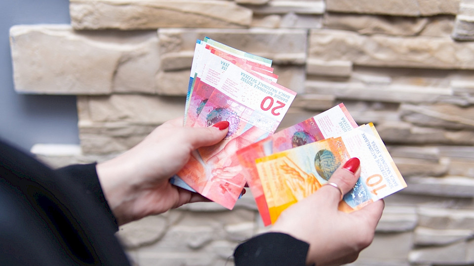 Das freut die Konsumenten und die Nationalbank. Die Teuerung sank im Juni auf 1,7 Prozent. (Bild Shutterstock/Kamil Zajaczkowski)