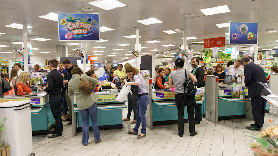 Nur der Konsum deutet laut KOF auf eine überdurchschnittliche Entwicklung hin. (Bild Shutterstock/Sorbis)