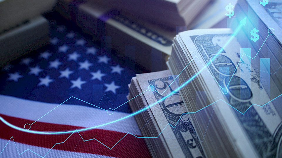 Fitch hat das Rating für langfristige US-Staatspapiere auf "AA+" mit Ausblick "stabil" reduziert. (Bild: Shutterstock.com/ShutterstockProfessional)