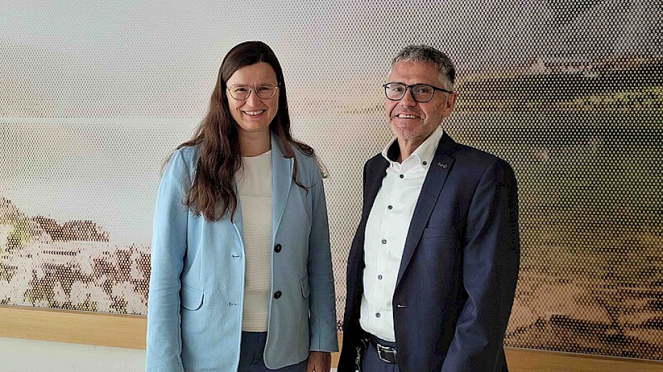 Monika Häcki übernimmt den Bereich Services von Hanspeter Furger, der vorzeitig in Pension geht. (Bild pd)