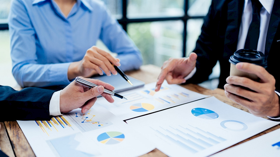 Knapp 300 offene Stellen sind bei UBS und CS derzeit ausgeschrieben. (Bild Shutterstock/PaeGAG)