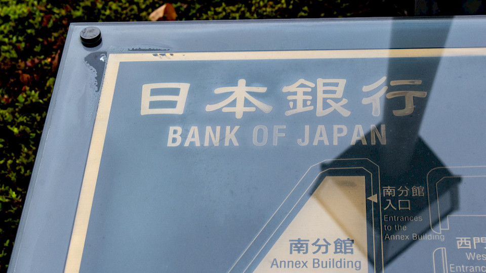 Die japanische Notenbank bleibt vorerst bei ihrem lockeren Kurs. (Bild Saranya Phu akat/Shutterstock)