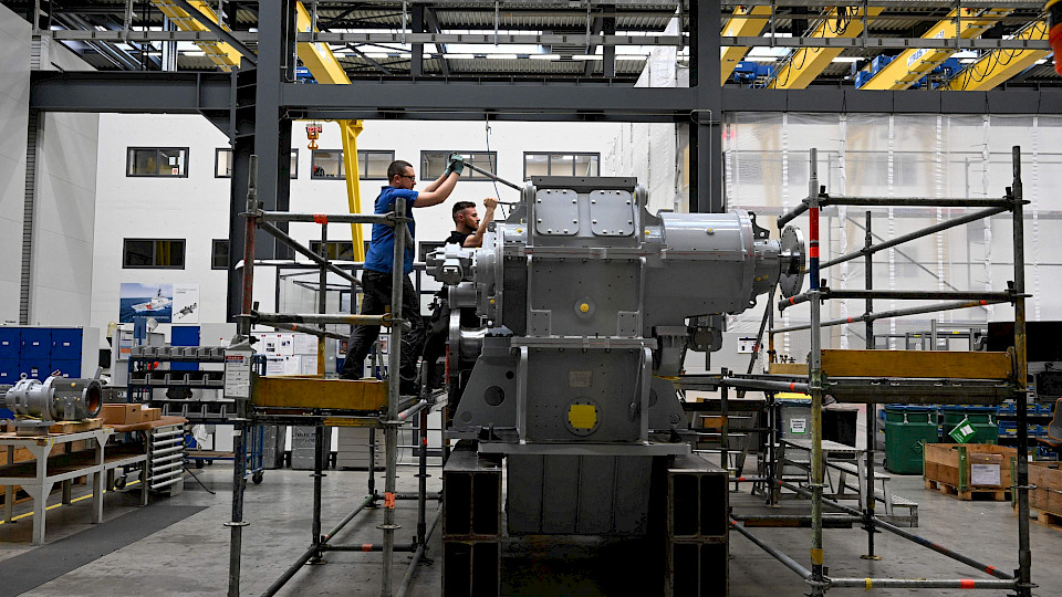 Renk produziert in erster Linie Getriebe für Panzer und Schiffe. Nun wird das IPO kurzfristig abgesagt. (Bild pd)