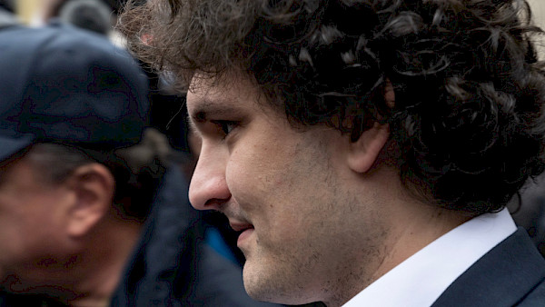 Prozess: Ex-Freundin belastet FTX-Gründer