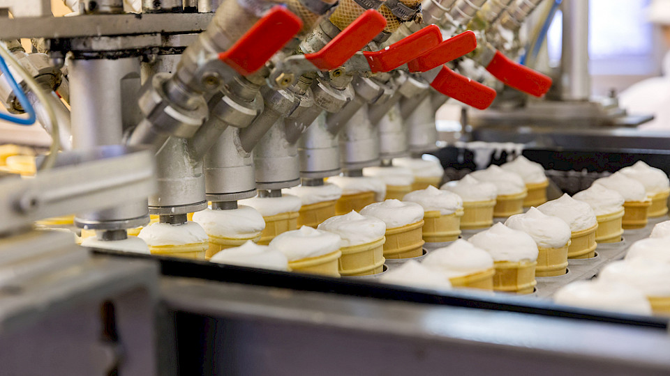 Die negative Entwicklung stammt laut KOF zum grössten Teil aus der Nahrungs- und Genussmittelbranche. (Bild ArtEvent ET/Shutterstock)