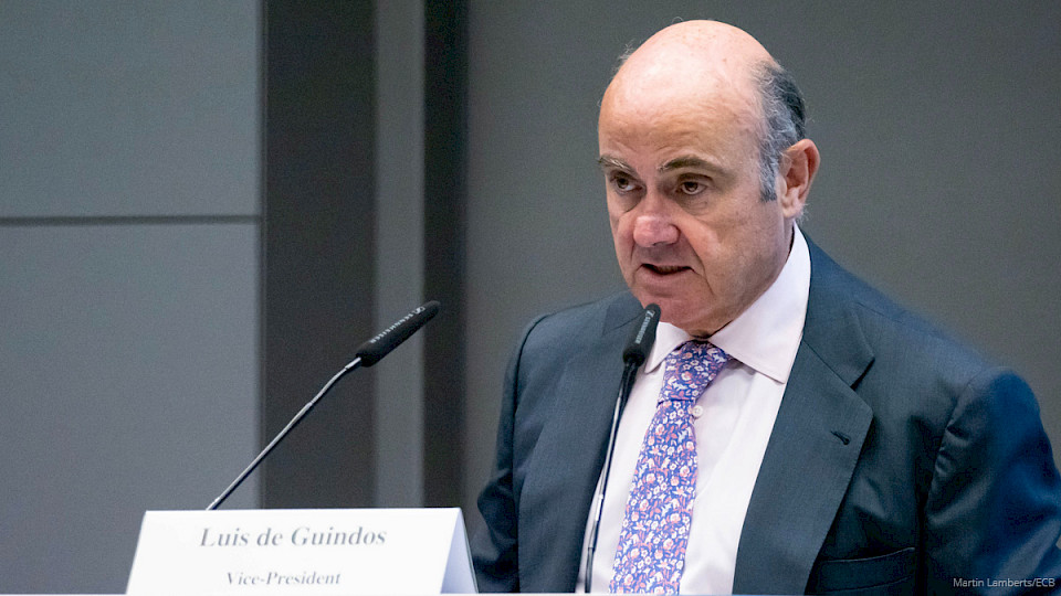 Die Konsequenzen der hohen Inflation belasten die Fähigkeiten von Menschen, Unternehmen und Regierungen, ihre Schulden zu bedienen», sagte der Vize-Präsident der EZB, Luis de Guindos. (Bild pd)