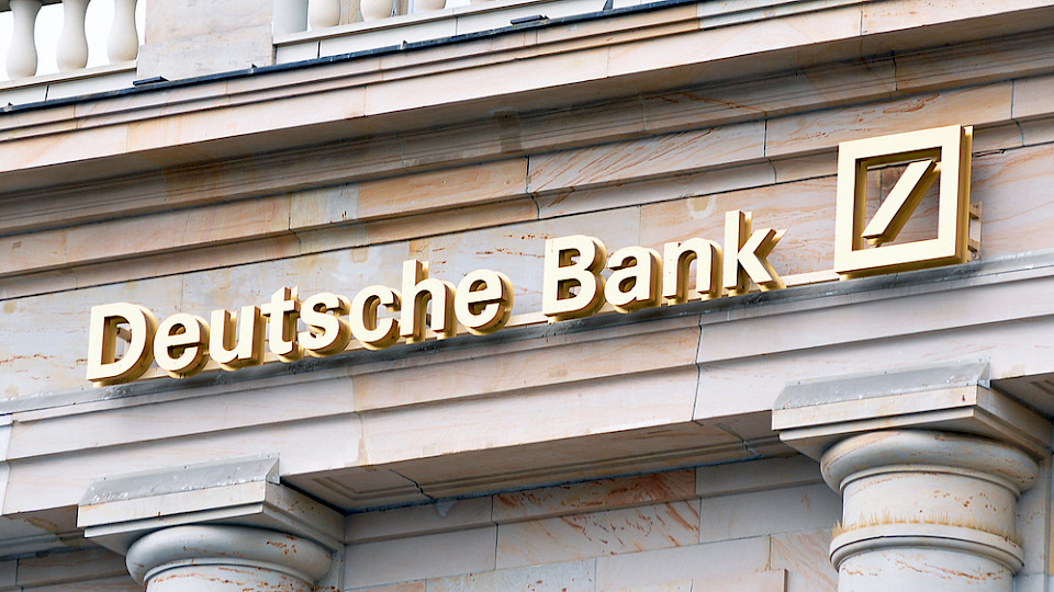 Die Deutsche Bank ist einem Bussgeld von 156 Millionen Euro entgangen. (Bild Vytautas Kielaitis/Shutterstock)