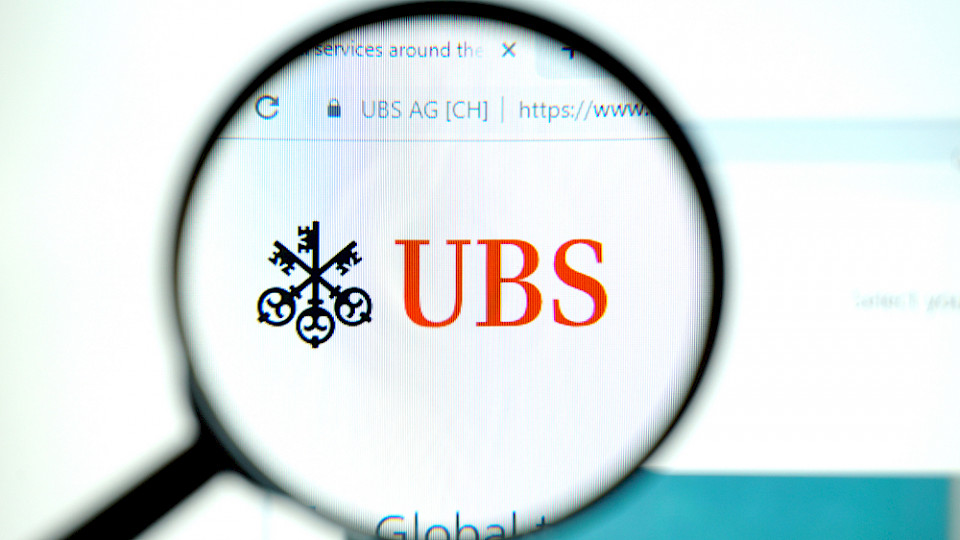 Der Finanzstabilitätsrat (FSB) stuft die neue UBS eine Kategorie nach oben. (Bild Nico/Shutterstock)
