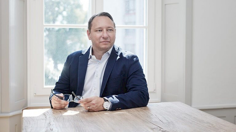 Serge Aerne, Verwaltungsratspräsident der Admicasa-Gruppe zum neuen Fonds: «Investoren profitieren vom Verbund-Effekt, den die Fondsleitung nutzt.» (Bild pd)