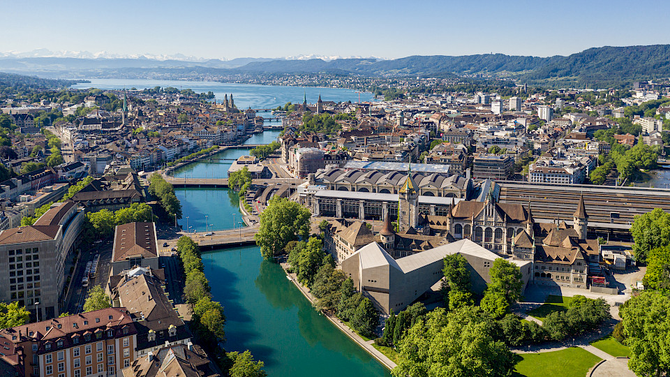 Übers Jahr gesehen verteuerten sich die Angebotsmieten in der Stadt Zürich mit 11,8 Prozent am meisten. (Bild: Shutterstock.com/AsiaTravel)