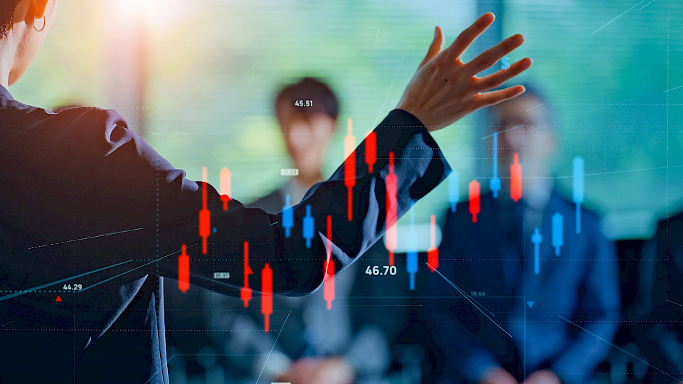 Das Finanzwissen in der Bevölkerung ist bescheiden. So muss – und darf es – nicht bleiben, gerade im Bankenland Schweiz. (Bild: Shutterstock.com/metamorworks)