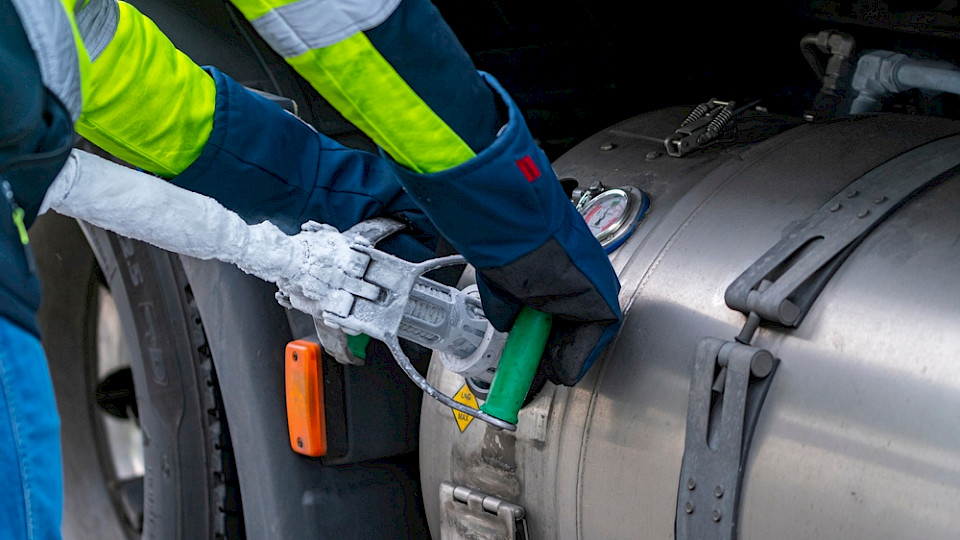 Im nationalen Emissionshandel stiegen die Einnahmen um 67 Prozent auf 10,7 Milliarden Euro. (Bild Spreewald-Birgit/Shutterstock)