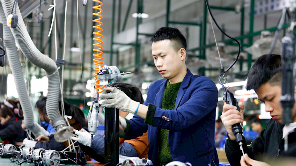 Made in China ist weltweit weniger gefragt, die Exporte sanken um fast 5 Prozent. (Bild humphery/Shutterstock)