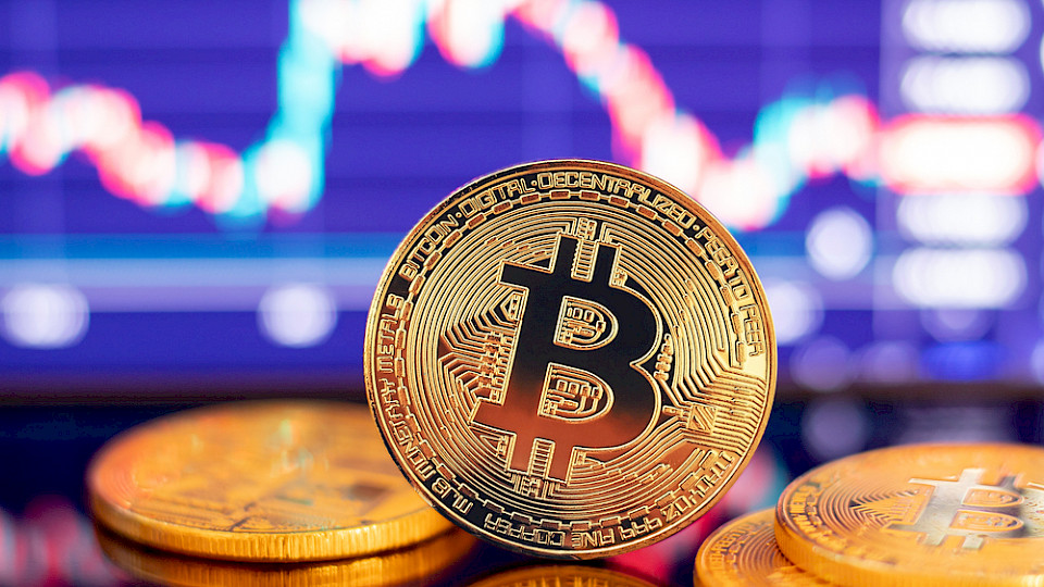 Die jüngste Kursentwicklung zeigt laut Experte, dass die Bitcoin ETF-Zulassung nicht als «Freifahrtschein für weiter steigende Kurse verstanden werden darf.»
(Bild Parilov/Shutterstock)