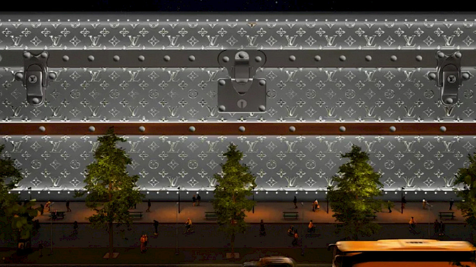 Hinter dieser spektakulären Baustellenfassade entsteht das erste Hotel von Louis Vuitton. (Bild: pd)