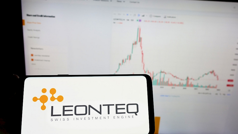 Der Derivate-Spezialist meldet einen drastischen Gewinneinbruch und kürzt die Dividende auf einen Viertel. (Bild T. Schneider/Shutterstock)