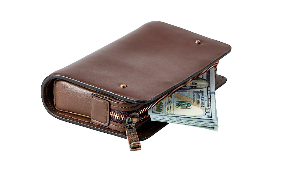 Schlüsseldivision von Orell Füssli ist neben dem Buchhandel der Sicherheitsdruck von Banknoten. (Bild: Shutterstock.com/Mehmet Cetin)