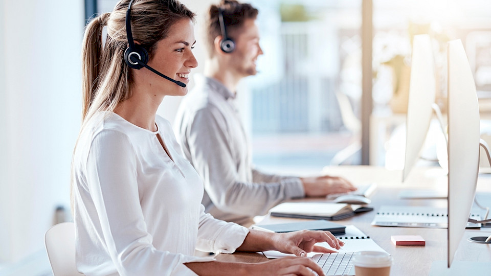 Fast 2 Prozent mehr Jobs gab es zuletzt im grossen Sektor Dienstleistungen. (Bild Yuri A/Shutterstock)