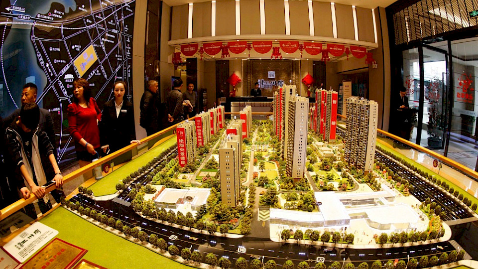 Nicht aus allen Modellen wurden erfolgreiche Projekte. Immerhin sanken die Immopreise zuletzt etwas weniger. (Bild humphery/Shutterstock)