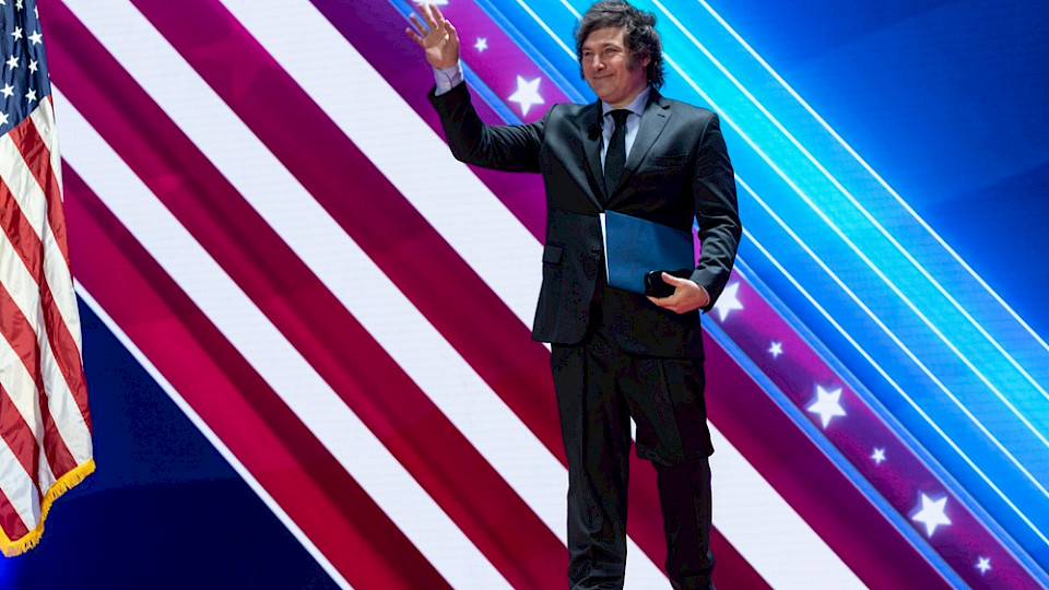 Javier Milei, der neue argentinische Präsident ist seit 100 Tagen im Amt. (Bild lev radin/Shutterstock)