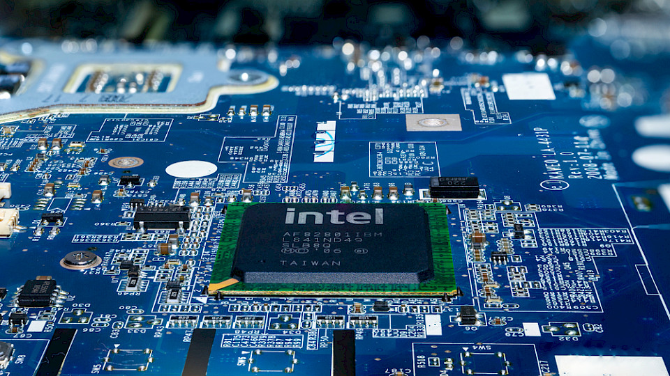 Der IWF kritisiert die Milliarden Subventionen für die Halbleiter-Hersteller. (Bild Jochen Gittel/Shutterstock)