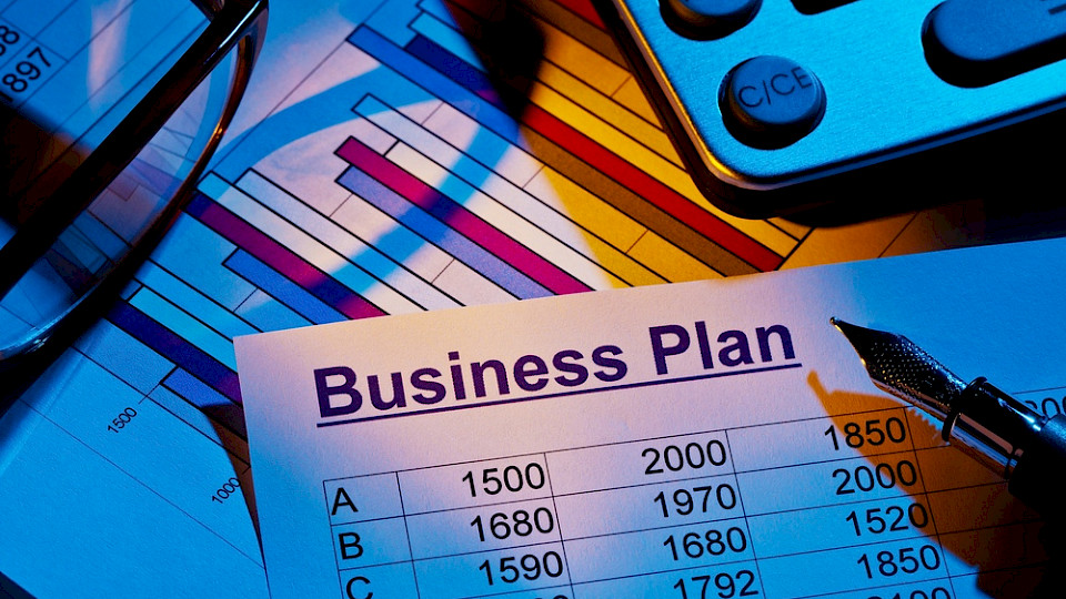 Mehr Businesspläne werden umgesetzt, gleichzeitig steigt die Zahl der Konkurse in der Schweiz. (Bild Lisa-S/Shutterstock)