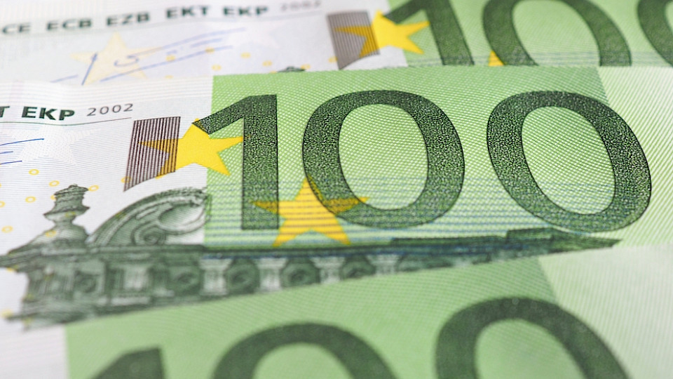 Erstmals 2024 hat sich die Inflation im Euroraum im April nicht mehr abgeschwächt. (Bild Deacons docs/Shutterstock)