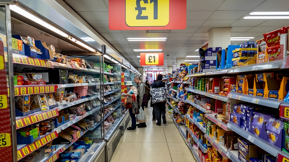 Die Inflationsrate sank auf 2,3 Prozent.  (Bild Yau Ming Low/Shutterstock)