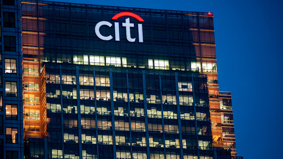Die Citigroup büsst für einen Eingabefehler und ungenügende Kontrollen im Aktienhandel. (Bild pcruciatti/Shutterstock)