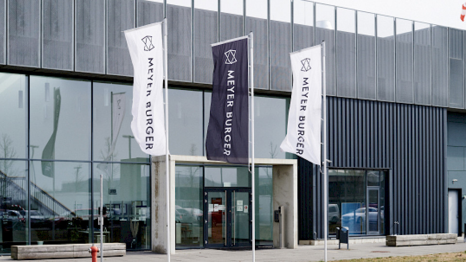 Meyer Burger Aktien sollen laut dem Vorschlag des Verwaltungsrates im Verhältnis 750 zu 1 zusammengelegt werden. (Bild pd)