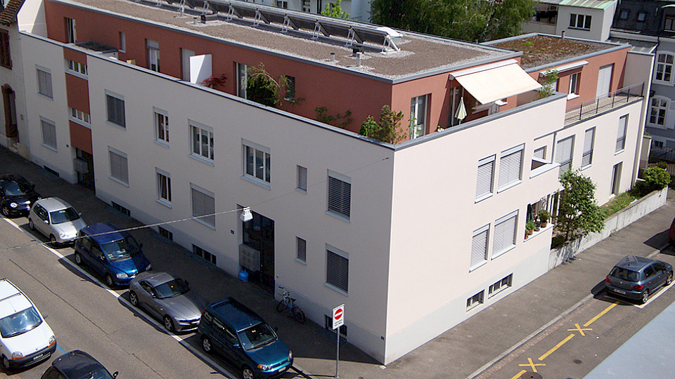 Das Objekt an der Basler Alemannengasse gehört zum aktuellen Portfolio von Warteck Invest. Nach der Kapitalerhöhung sollen neue Liegenschaften dazu kommen. (Bild pd)