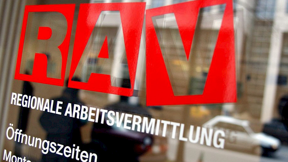 Bei den Regionalen Arbeitsvermittlungszentren (RAV) waren 105