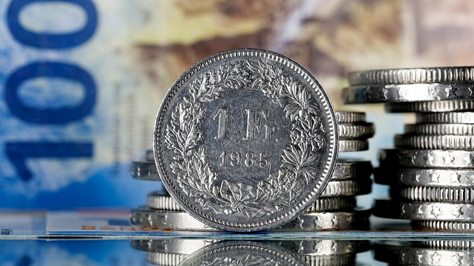 Swiss-Life erwartet für 2025 nur noch eine Inflationsrate von 0,5 Prozent, statt wie bisher 0,7 Prozent. (Bild marekusz/Shutterstock)