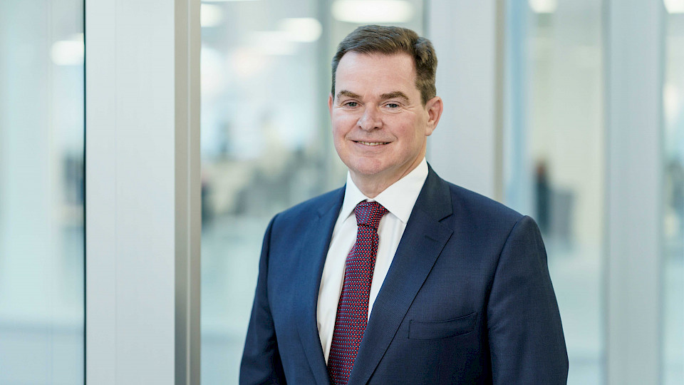 Ian Lance, Co-Leiter des Value & Income-Teams von Redwheel über die Chancen im britischen und europäischen Aktienmarkt. (Bild pd)