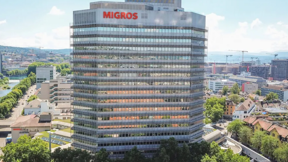 Laut einem Bericht hat Migros eine US-Investmentbank engagiert, um Hotelplan bald loszuwerden (Bild: Migros)